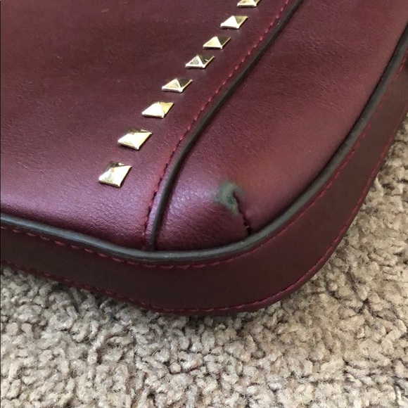 Guess Crossbody Bag - Picture 6 of 6